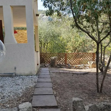 Bifamiliare Pedrarosada Di Serenella Daire *